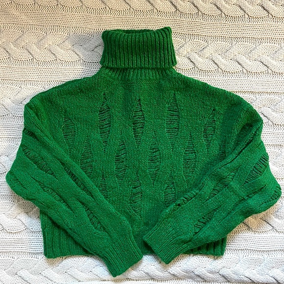 Zara Cropped Wavy Knit Turtleneck Sweater - Picture 1 of 7